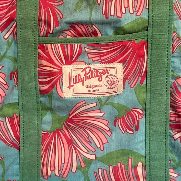 Lilly Pulitzer originals blue, green, and pink floral large tote bag - Picture 3 of 12